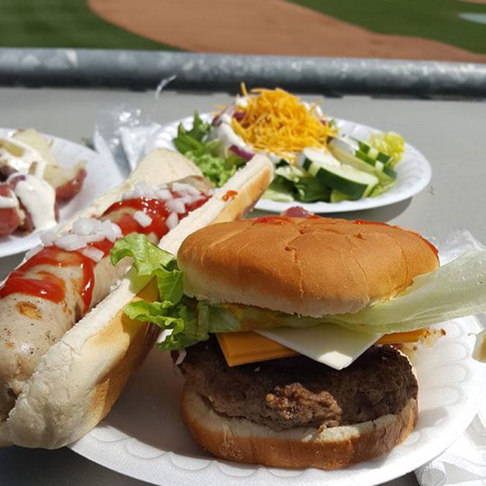 Lansing-lugnuts-food
