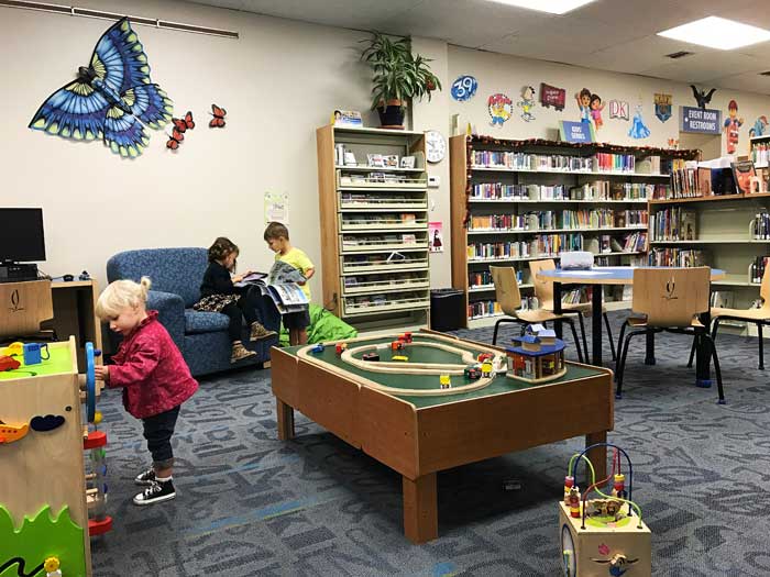 things to do with toddlers - library