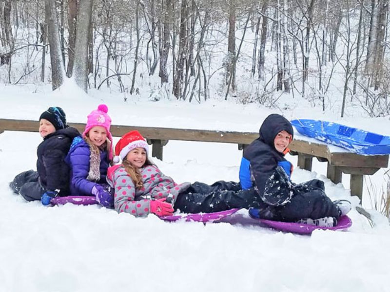 Kids Sledding - Siemens