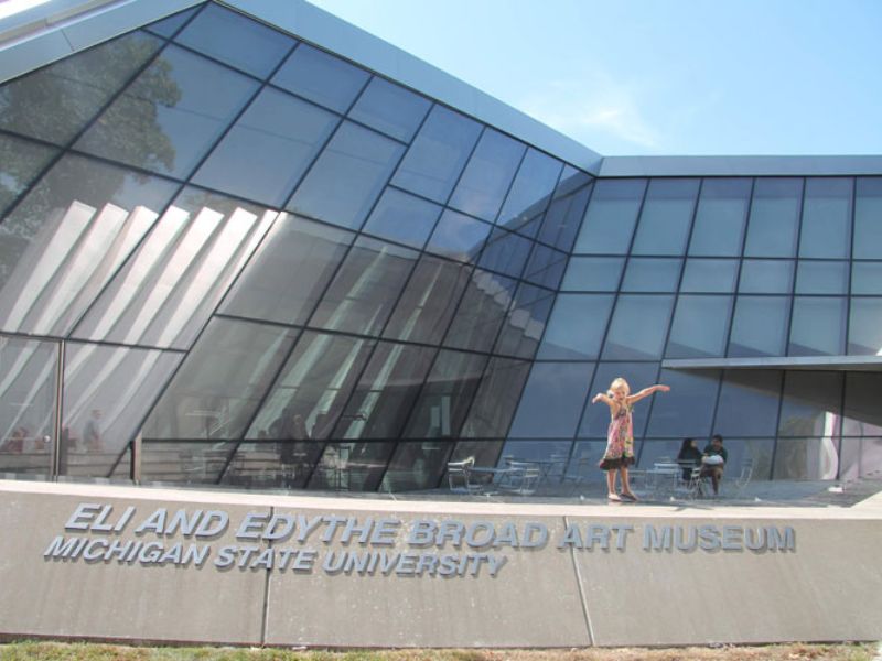 Broad Art Museum Entrance Kranzo