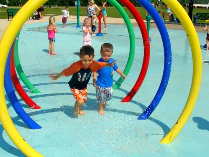 29 Outdoor Water Parks, Pools, Splash Pads, and Local ...