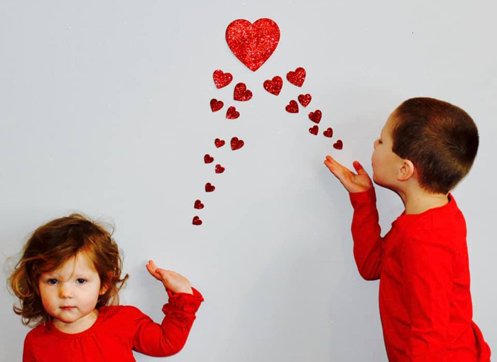 Valentine's-Day-Lansing-kids-hearts