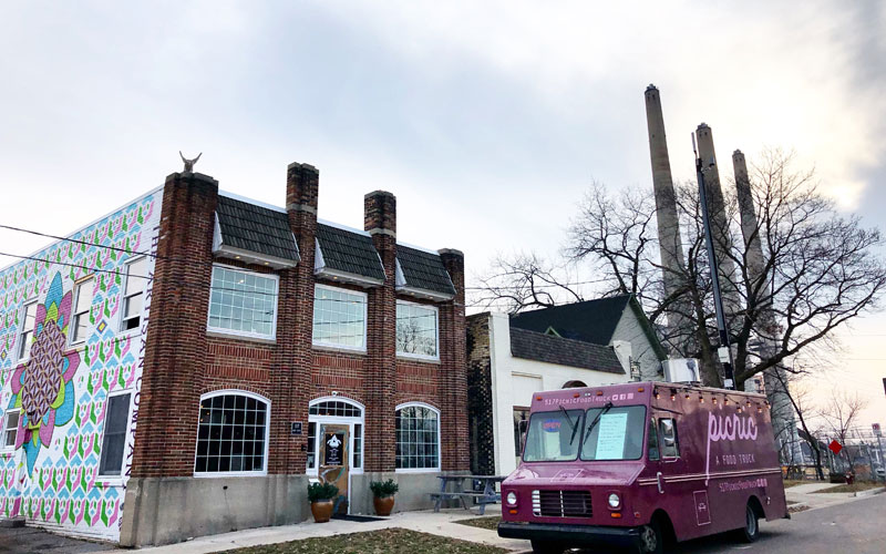 Picnic-a-food-truck-kids-eat-free Picnic-a-food-truck-kids-eat-free