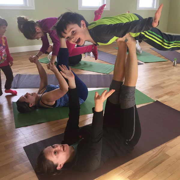 Yoga-for-kids-Wellbean-moms-and-kids