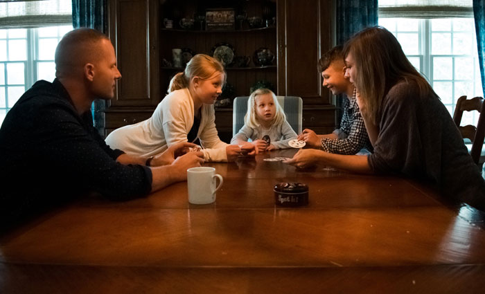 Kranzo-Family-game-night-playing-cards Kranzo-Family-game-night-playing-cards